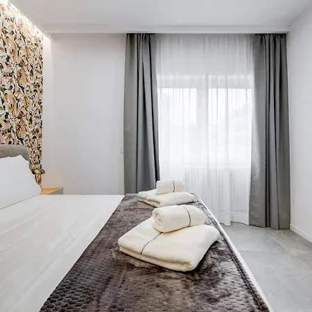 Nelle Favole The Classic Couette-café 4*
